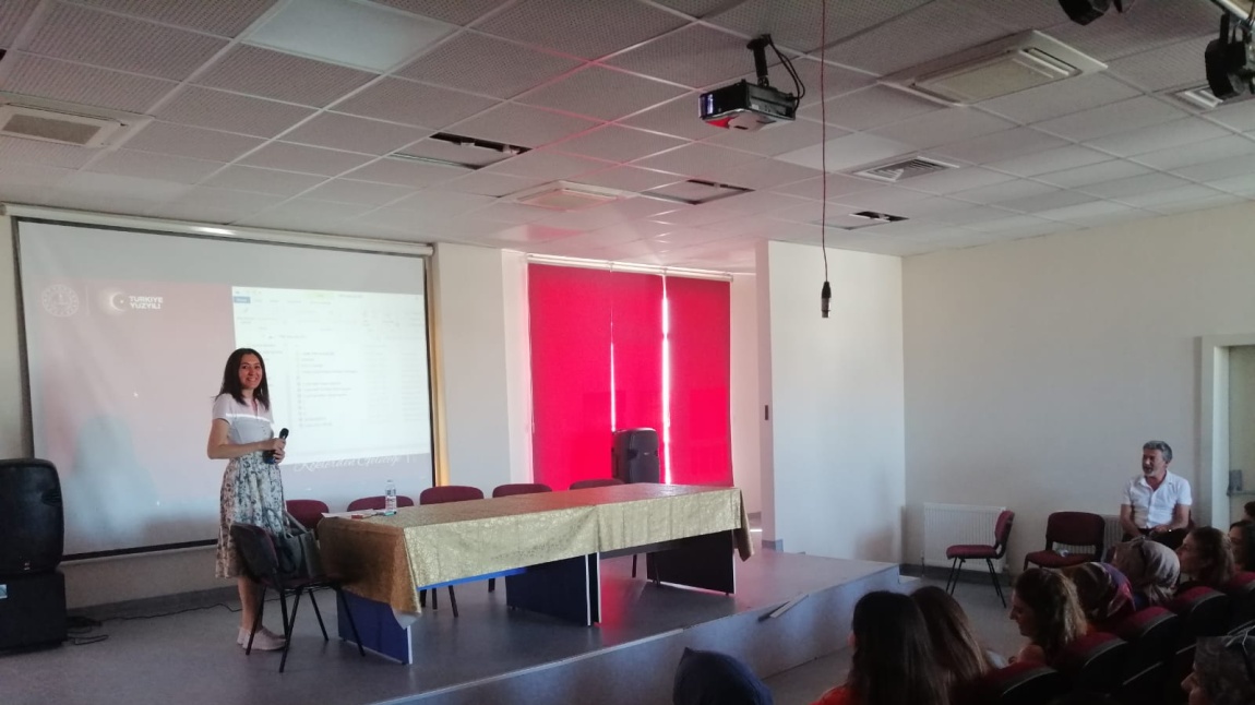 ÖĞRETMENLERİMİZİN SENE SONU SEMİNER ÇALIŞMALARI DEVAM EDİYOR